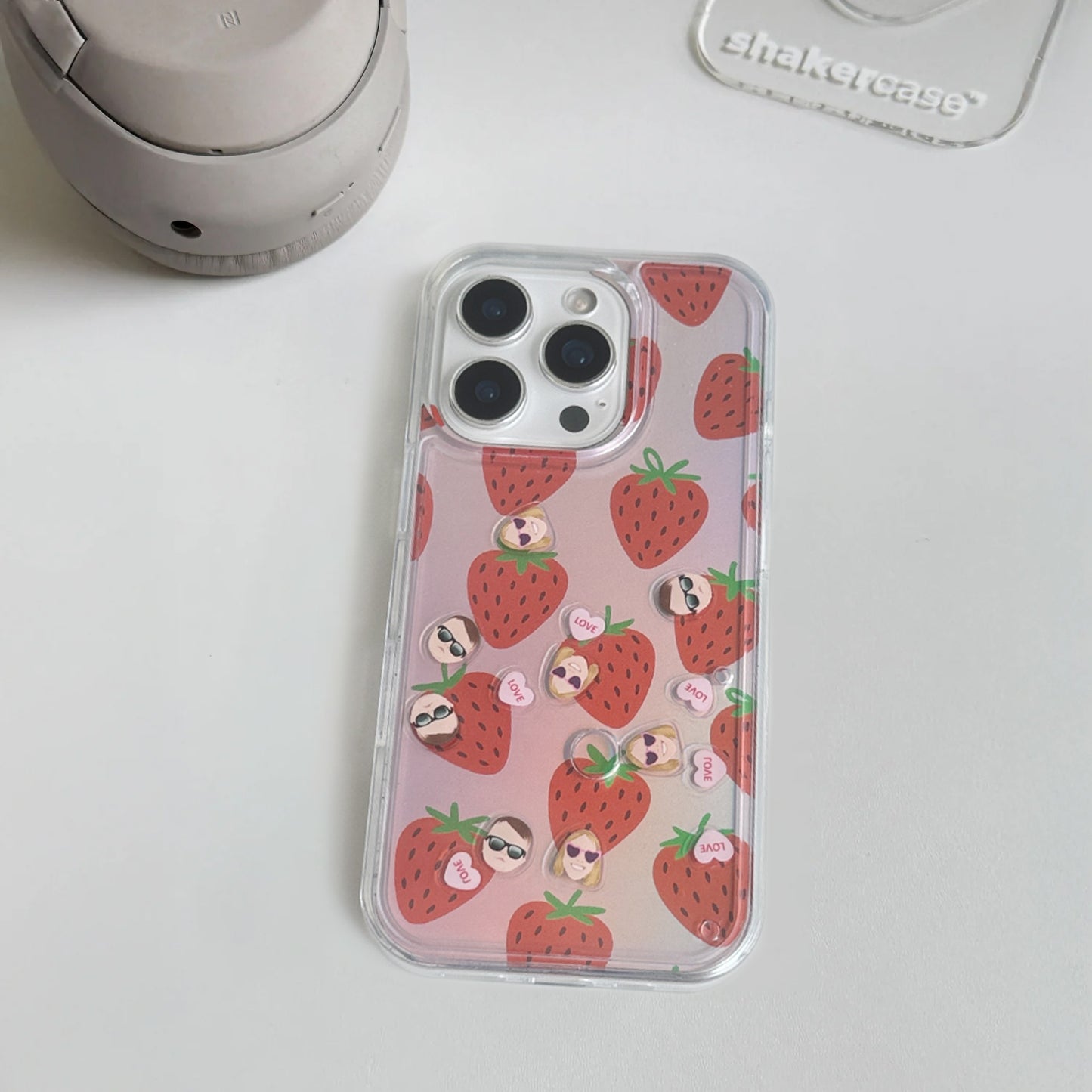 Shaker Case™ 💧 with Strawberry Case Design